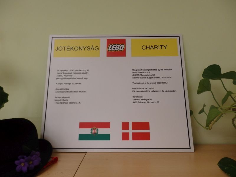 Legó átadás